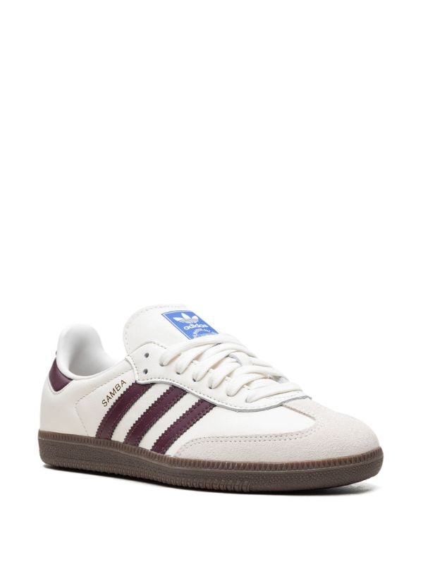 adidas
x Emmi baskets Samba Og 'Off-White/Maroon'