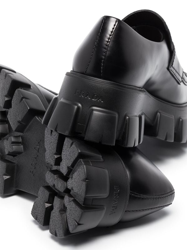 Prada
mocassins Monolith en cuir